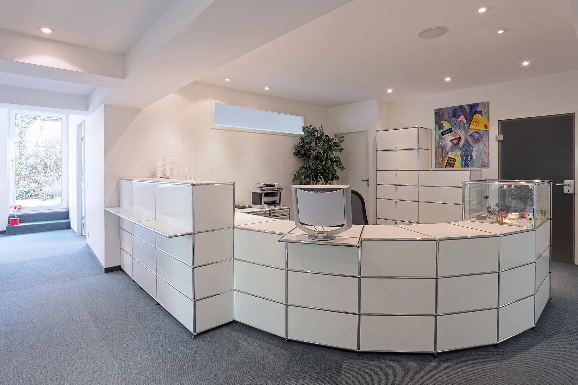 HOCH3 Gebäudemanagement Hannover Döhren, Unsere Leistungen (B2B), Praxisreinigung